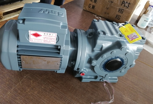 2020.04.16上海盛霞 SEW電機(jī)到貨照片